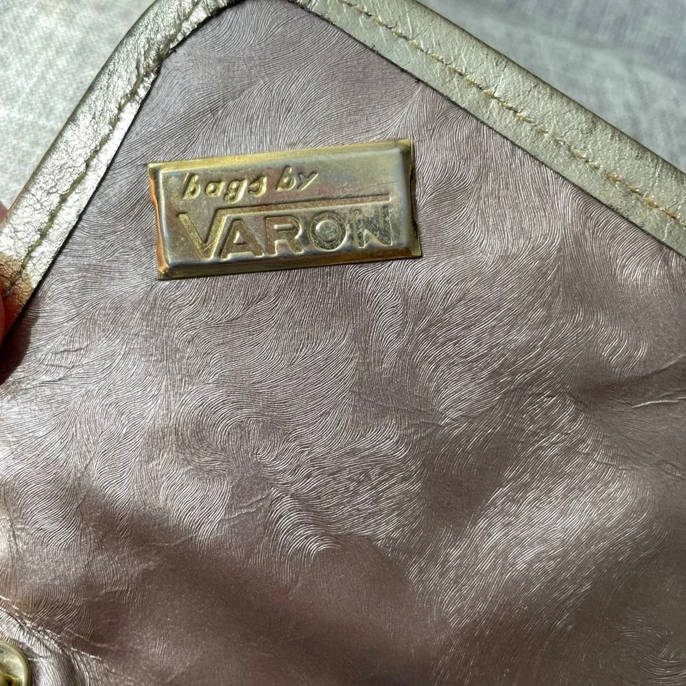 Bags by Varon vtg 70’s metallic quilted eelskin silver gold shimmer clutch